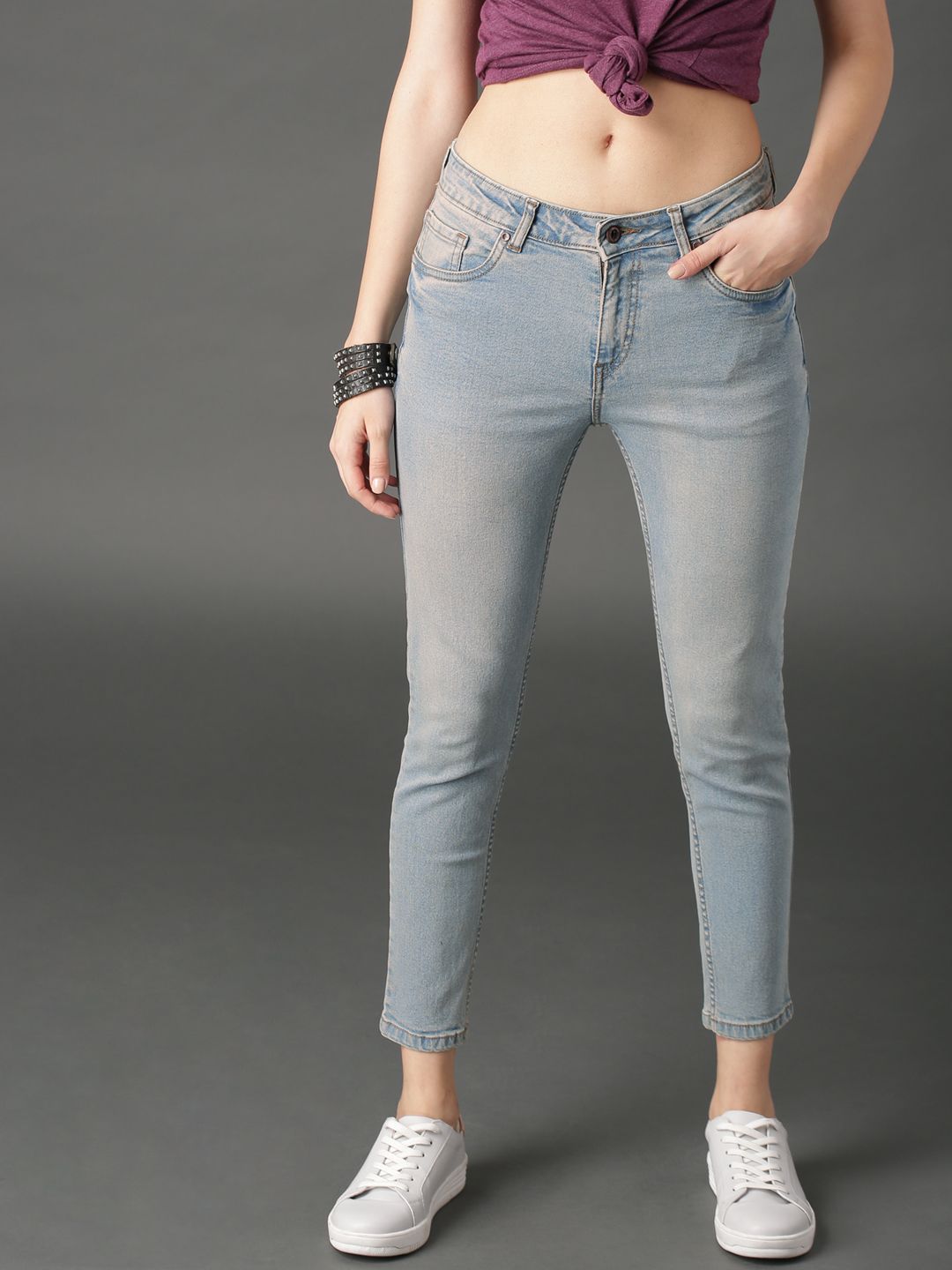 Roadster Women Blue Vintage Crop Skinny Fit Mid-Rise Clean Look Stretchable Jeans Price in India