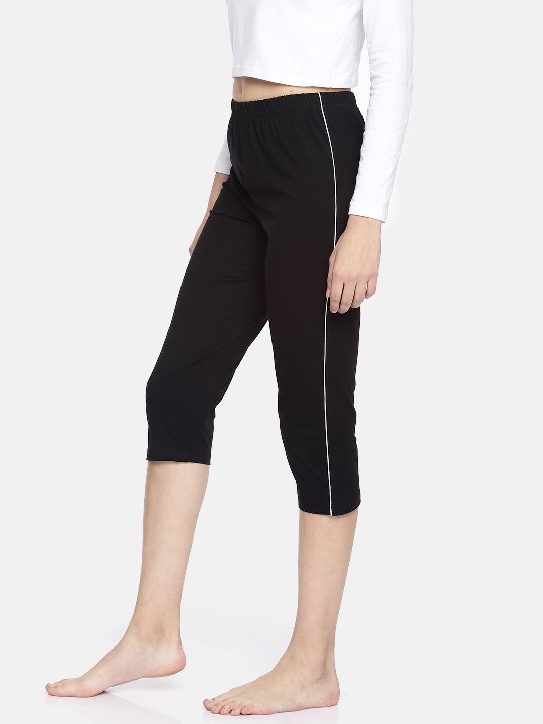 Espresso Women Black Solid Three-Fourth Lounge Pants ESP-4000-SC1 Price in India