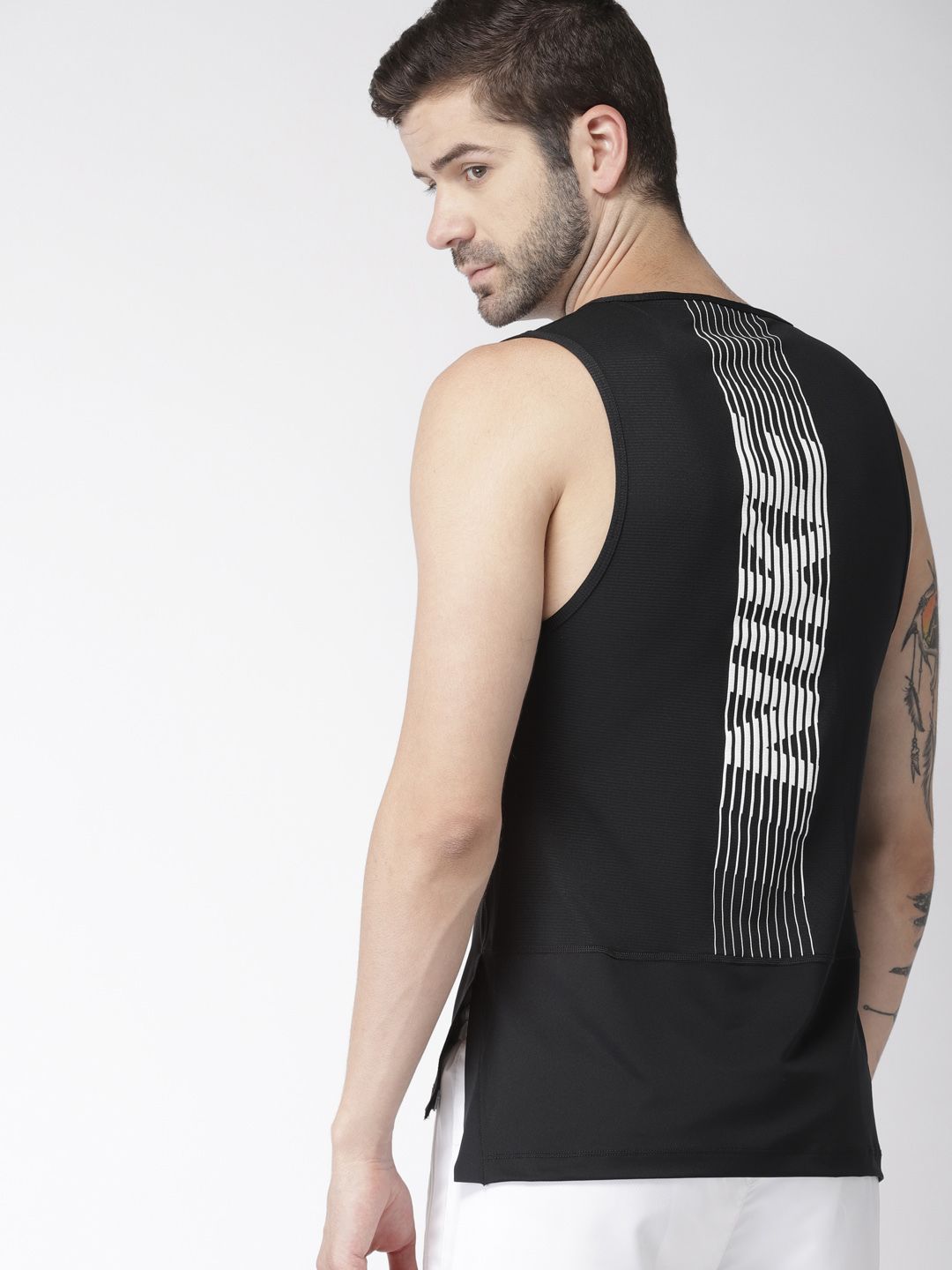 nike sleeveless workout shirts