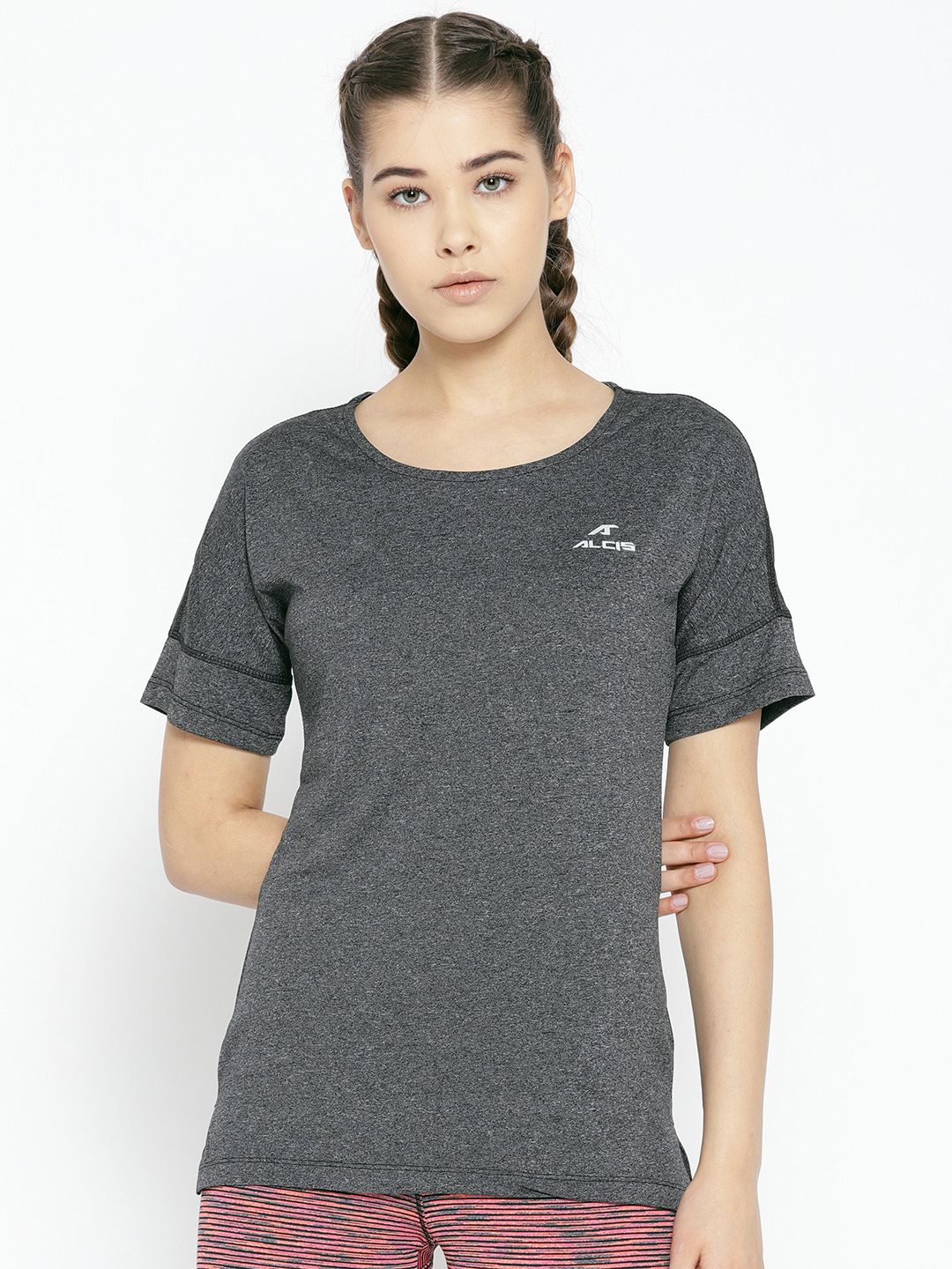 Alcis Women Charcoal Grey Solid Slim Fit Round Neck Training T-shirt Price in India