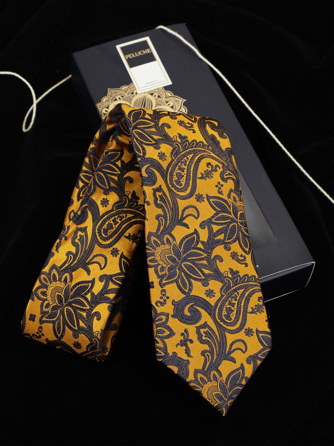 PELUCHE Brown & Navy Blue Printed Broad Tie