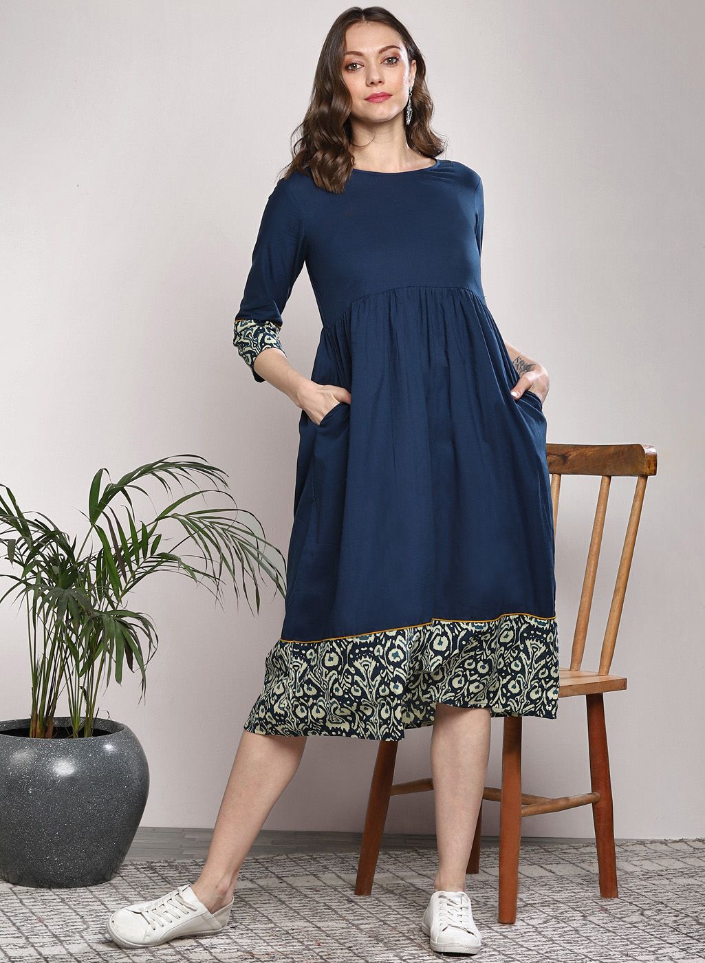 Sangria Women Navy Blue Solid Fit & Flare Dress