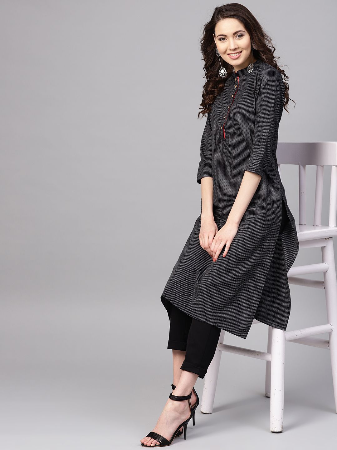 Myshka Women Black & White Striped Straight Kurta