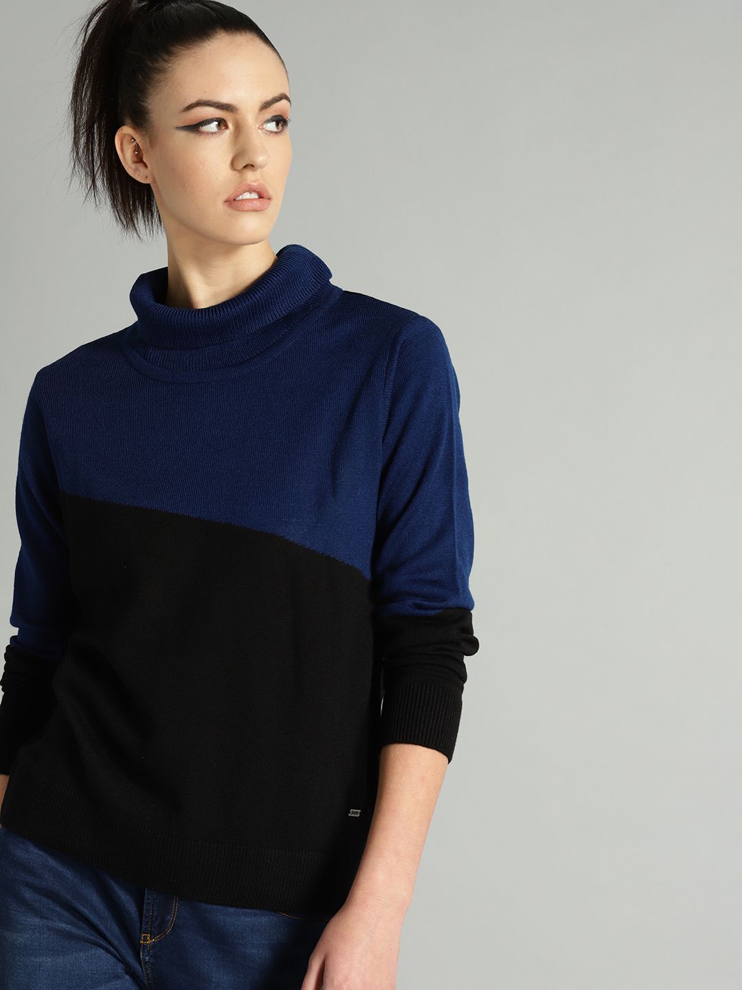 The Roadster Lifestyle Co Women Navy Blue & Black Colourblocked Sweater Price in India