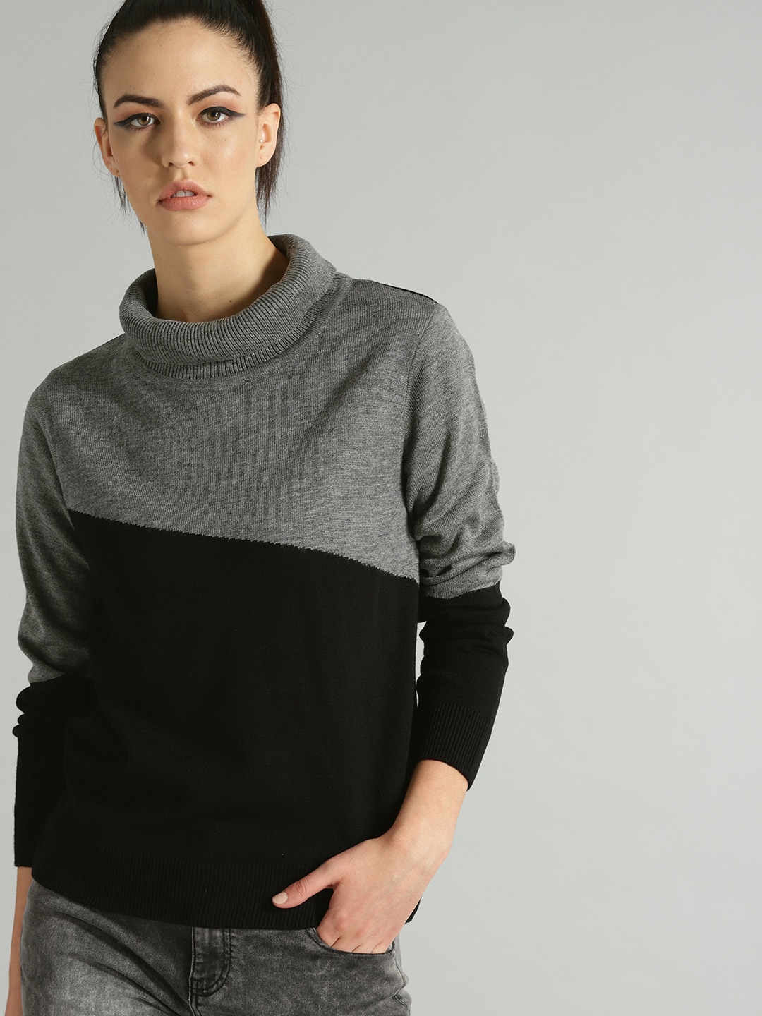 The Roadster Lifestyle Co Women Grey & Black Colourblocked Sweater Price in India