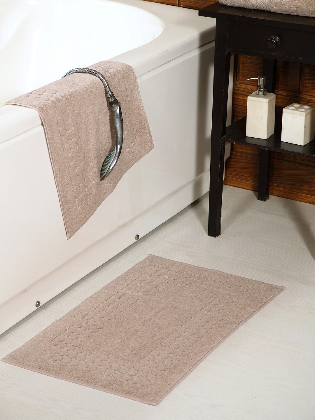 Avira Home Set of 2 Beige Cotton Terry Bath Rugs Price in India