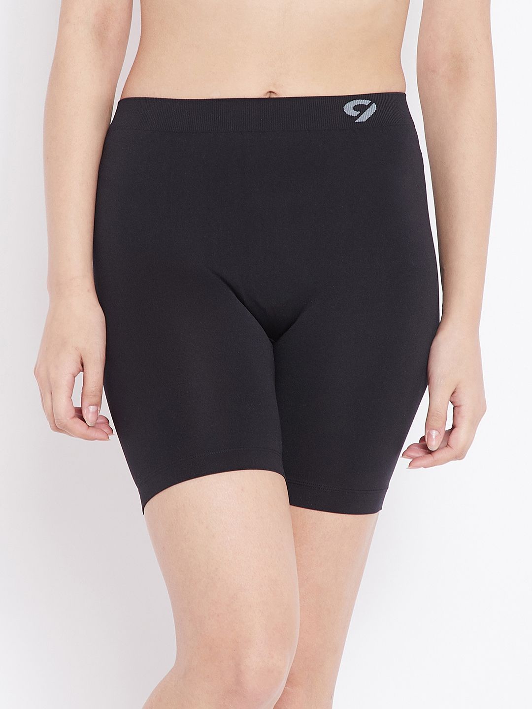 C9 Women Black Solid Skinny Fit Sports Shorts P14001_Black