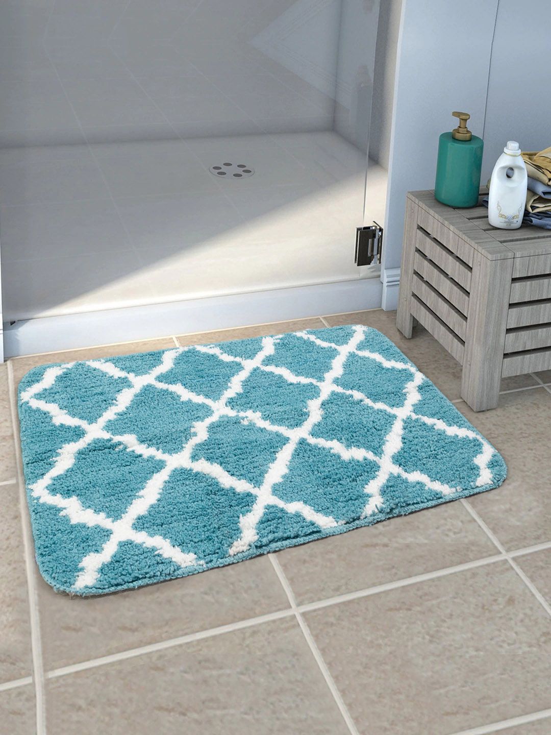 Saral Home Unisex Set of 2  Turquoise Blue & White Anti-Skid Bath Rugs Price in India