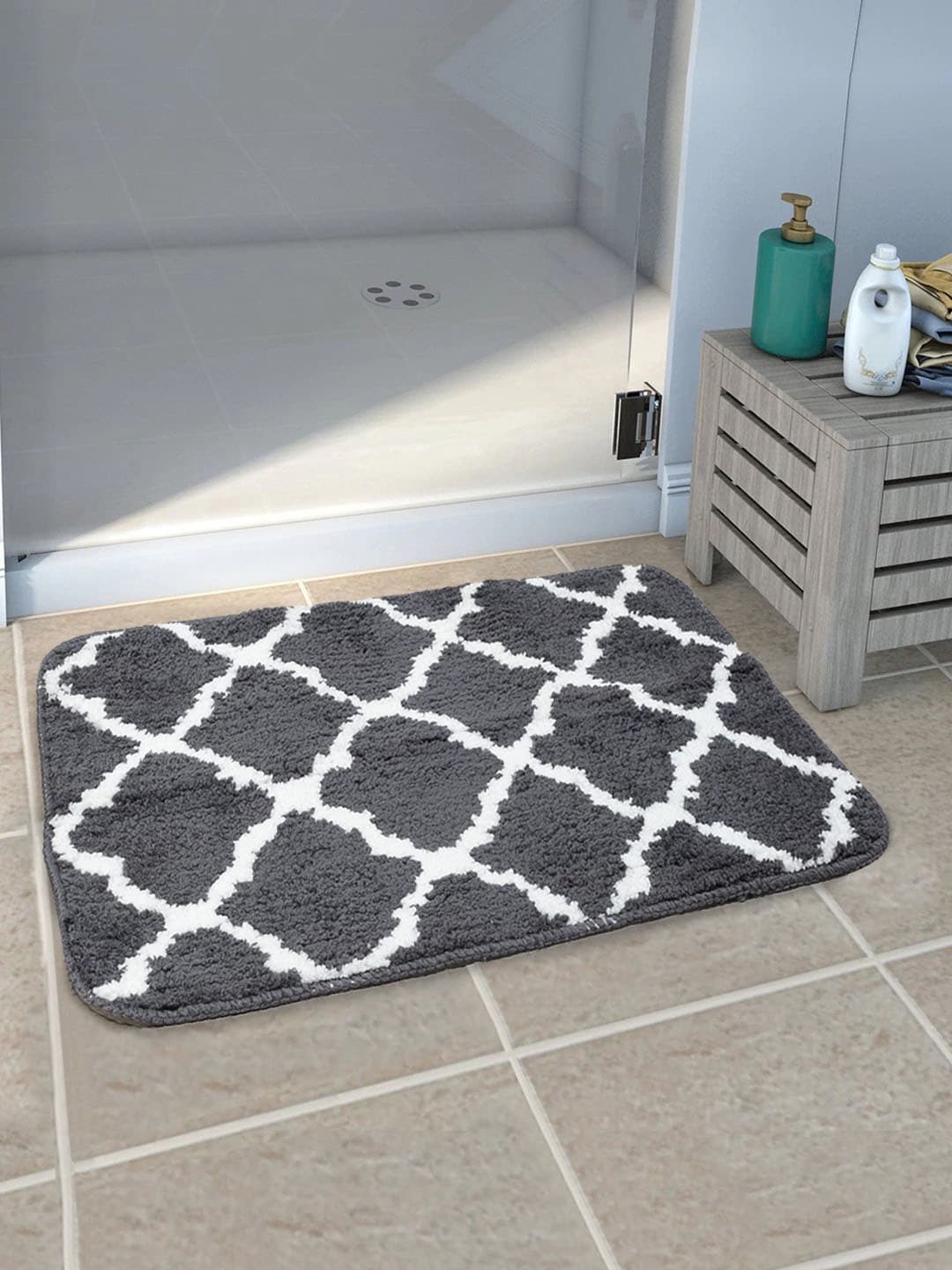 Saral Home Set of 2  Grey & White Anti-Skid Bath Rugs Price in India