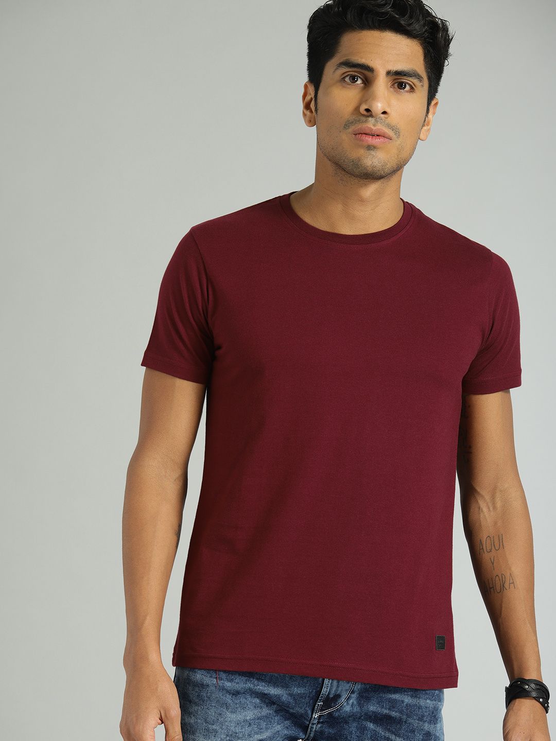 Roadster Men Maroon Solid Round Neck Pure Cotton T-shirt
