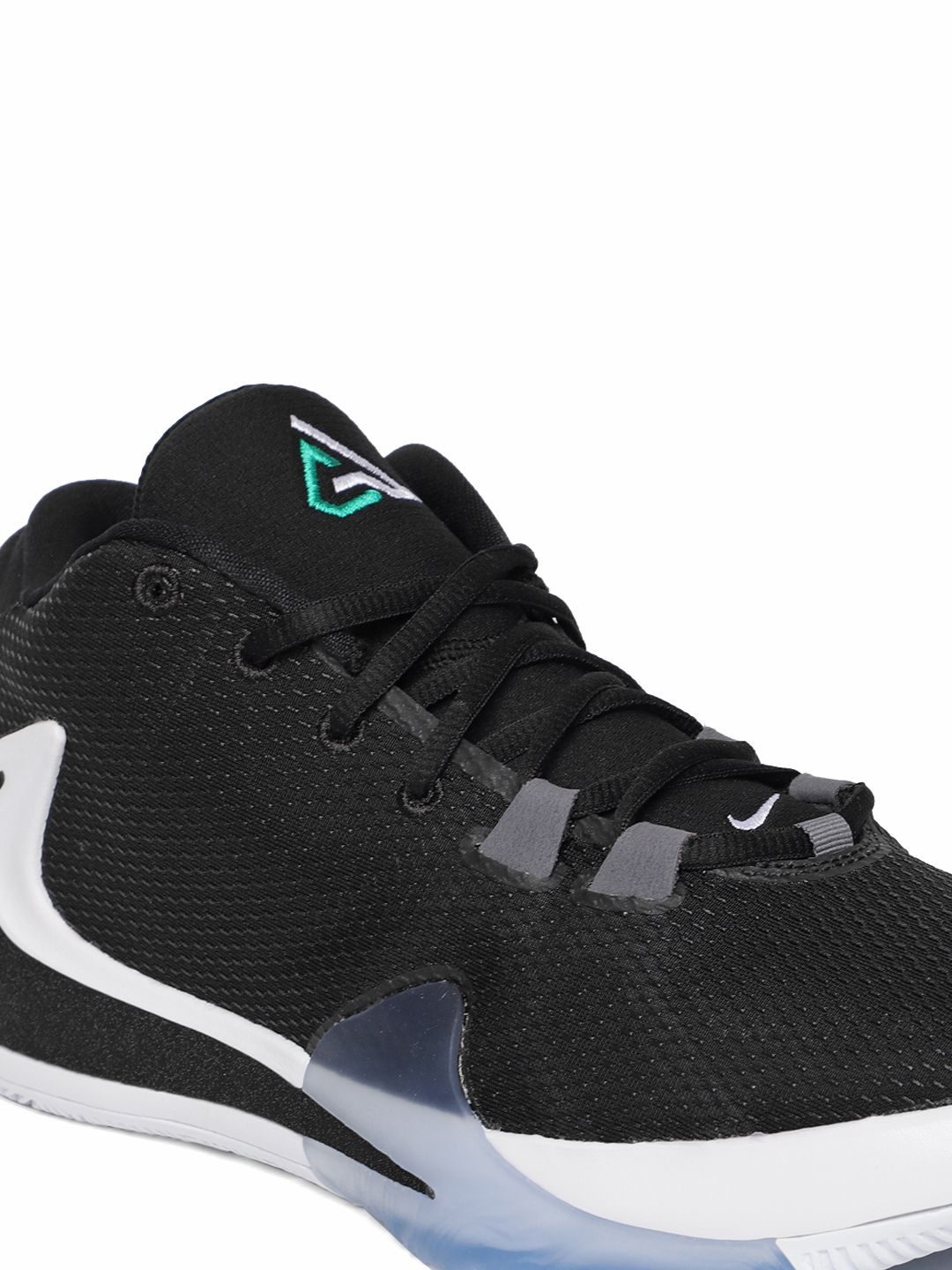 Buy Nike Men Black ZOOM FREAK 1 Basketball Shoes - Sports Shoes
