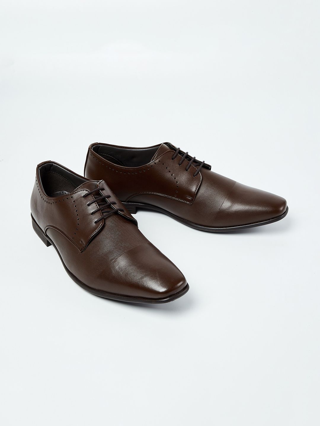 Code Men Coffee Brown Textured Formal Derbys