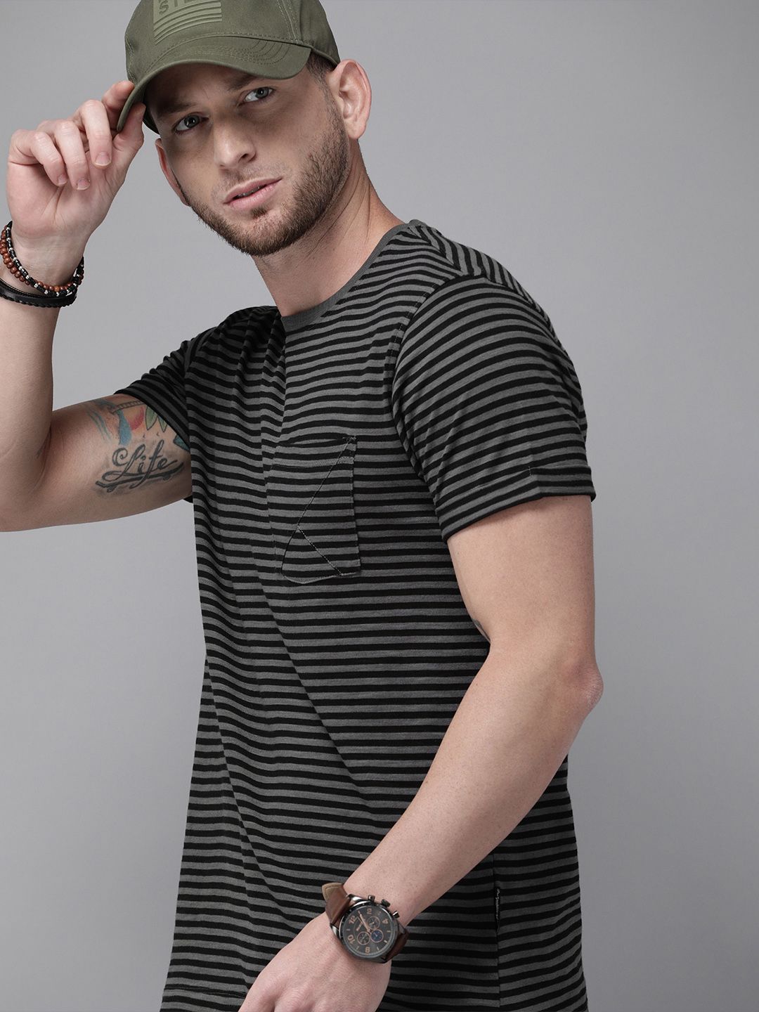 Roadster Men Charcoal Grey & Black Striped Round Neck T-shirt