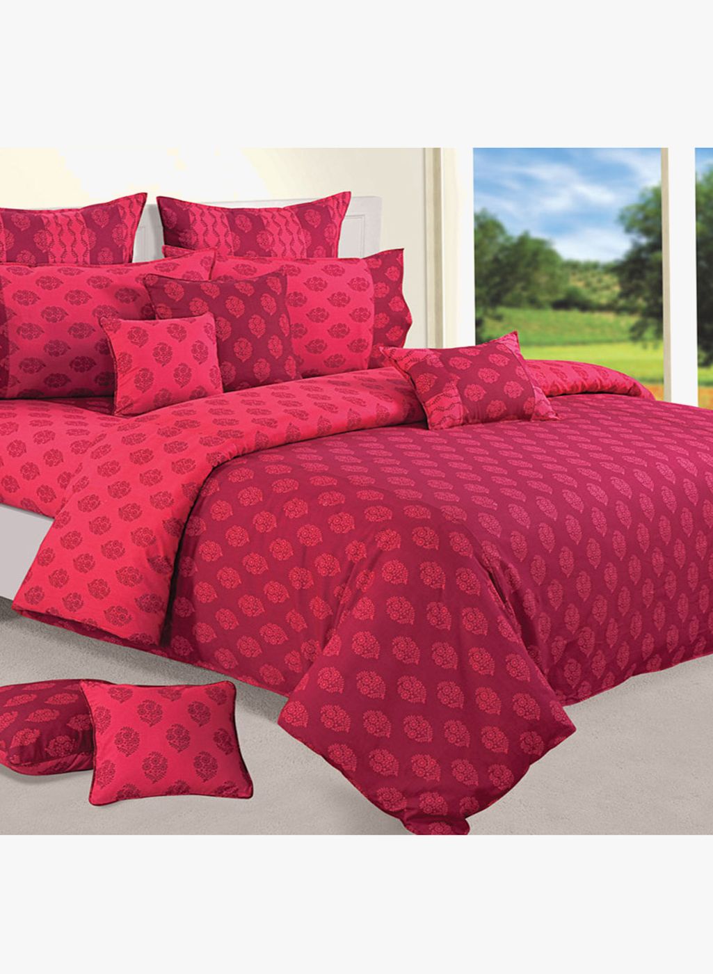 SWAYAM Shades Of Paradise Magenta Duvet Cover
