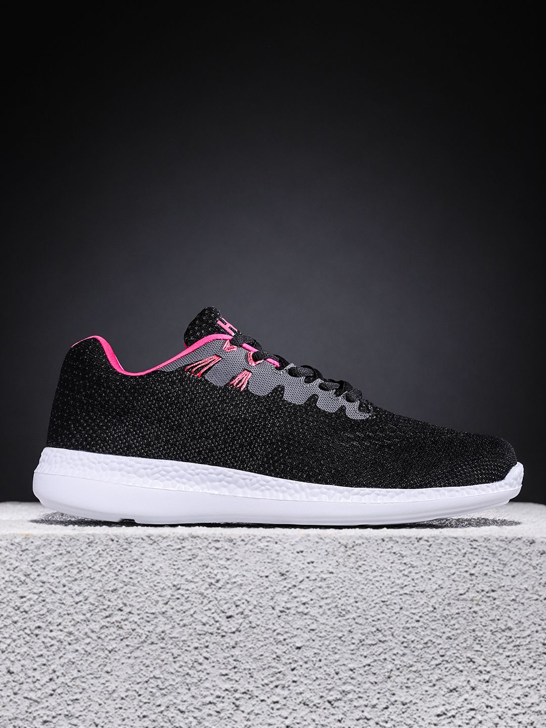 hrx black sports shoes