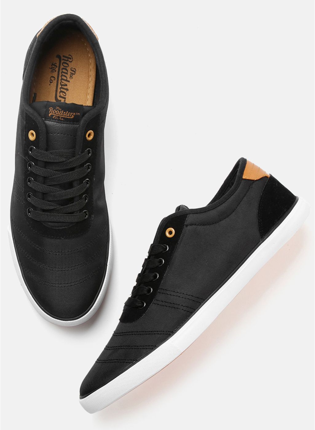 Roadster Black Sneakers