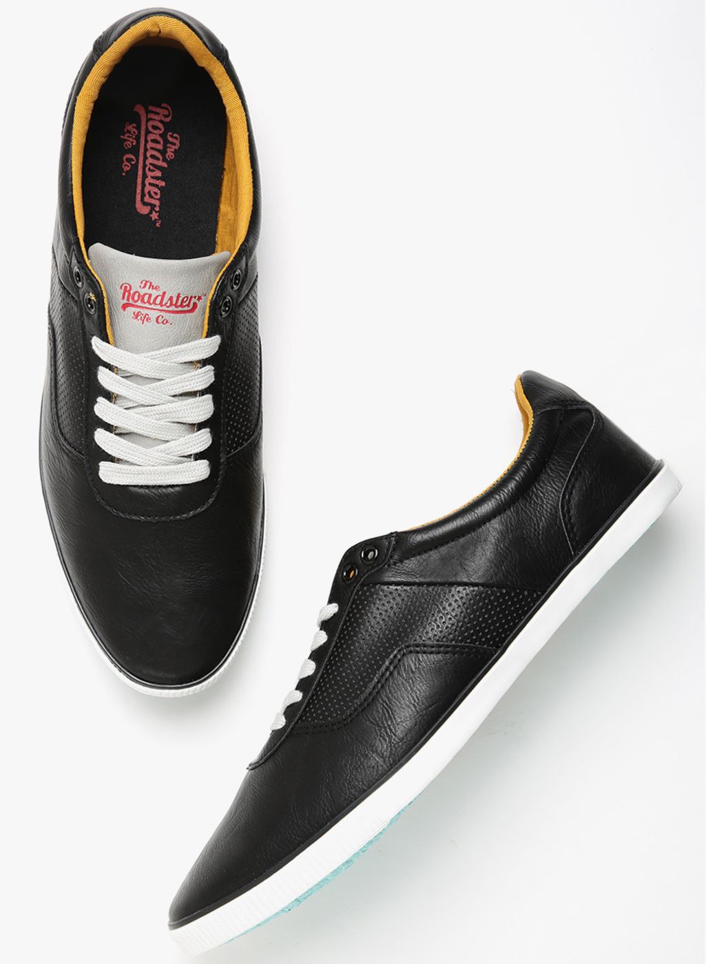 Roadster Black Sneakers