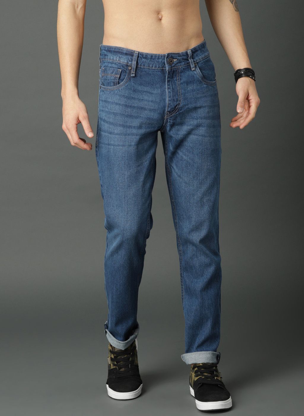 Roadster Blue Slim Fit Mid-Rise Clean Look Jeans