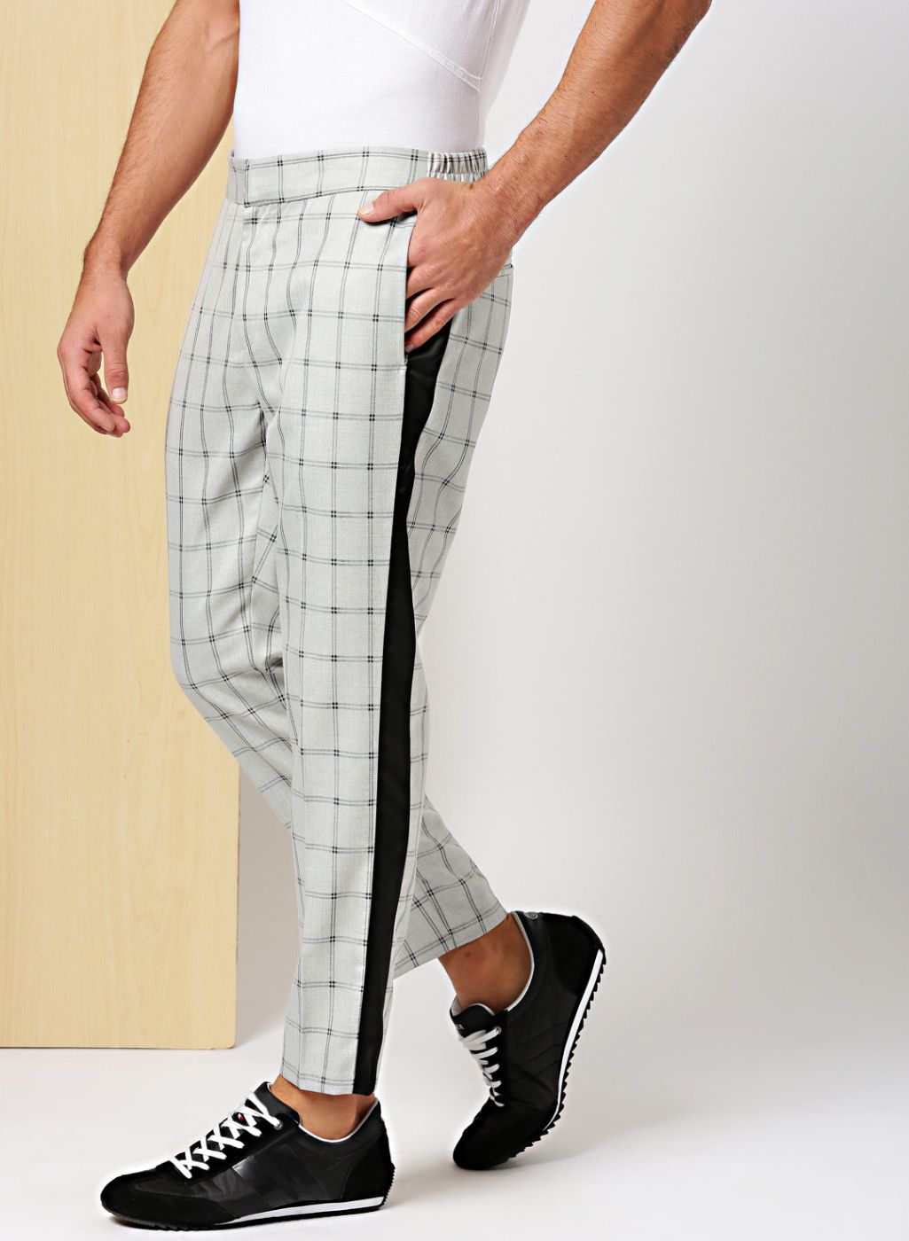 INVICTUS Grey Checked Regular Fit Regular Trouser