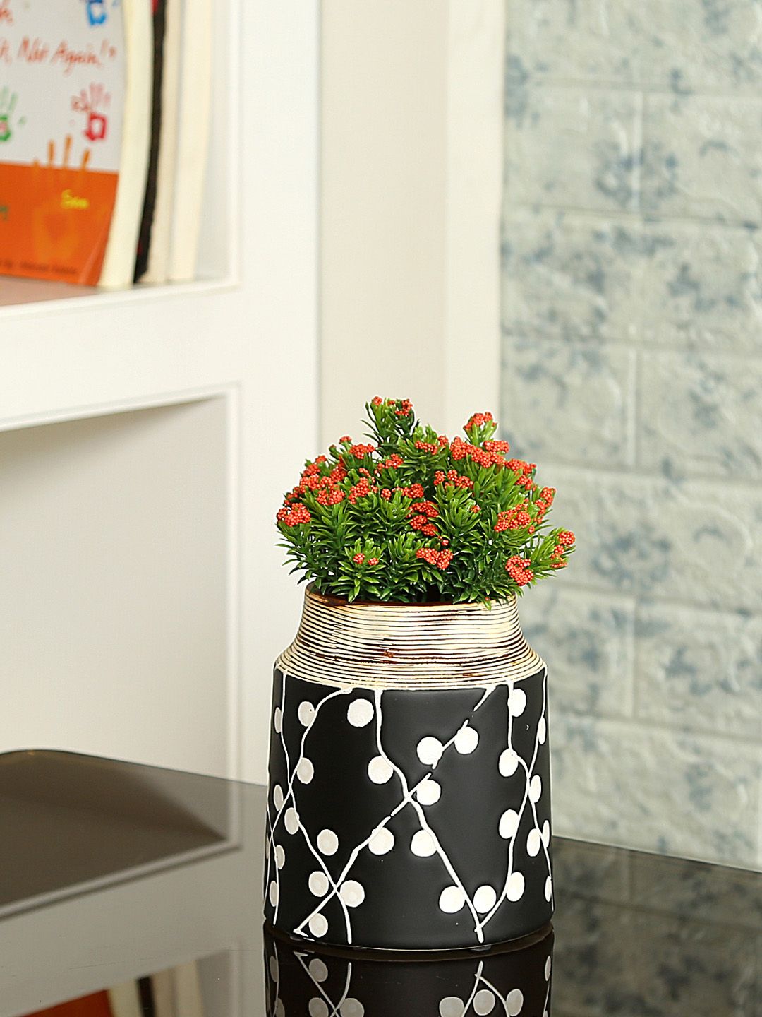 Aapno Rajasthan Black Ceramic Flower Vase Price in India