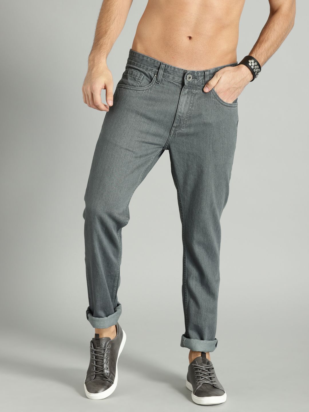Roadster Grey Slim Fit Mid-Rise Clean Look Jeans