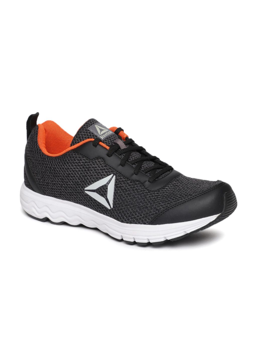 reebok sports shoes in jabong