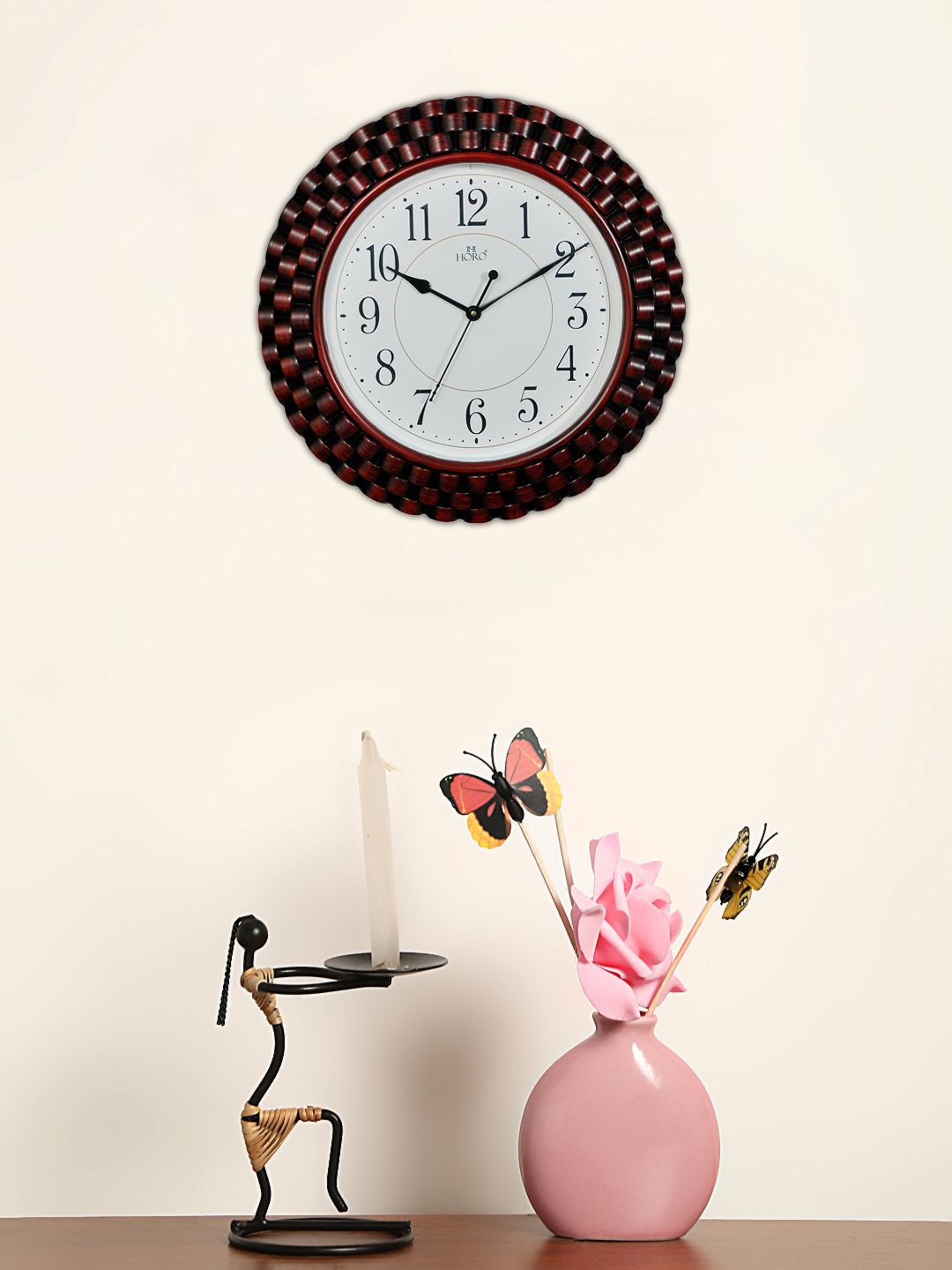 Horo White Handcrafted Geometric Solid Analogue Wall Clock Price in India
