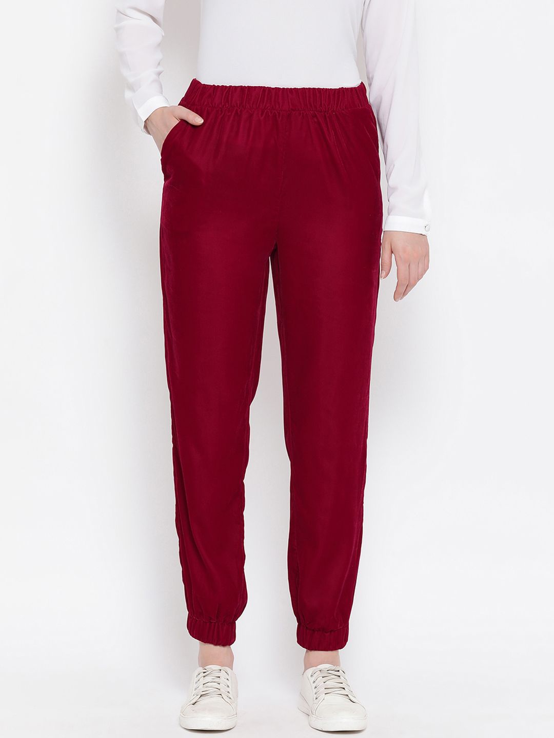 Oxolloxo Women Maroon Regular Fit Solid Joggers Price in India