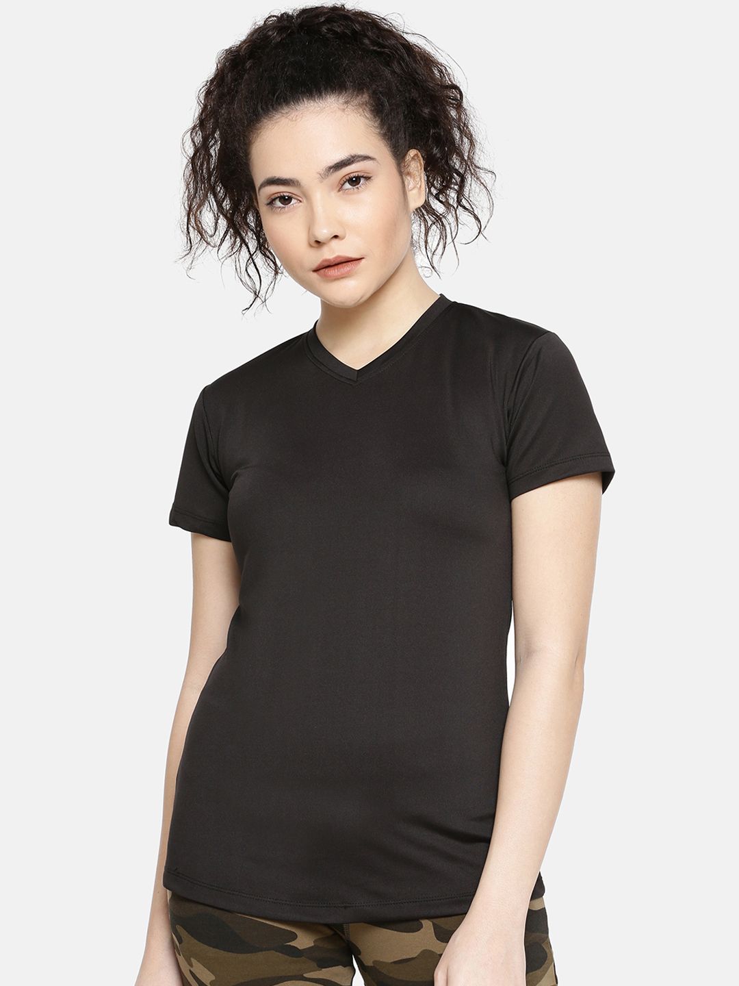 GOLDSTROMS Women Black Solid V-Neck T-shirt Price in India