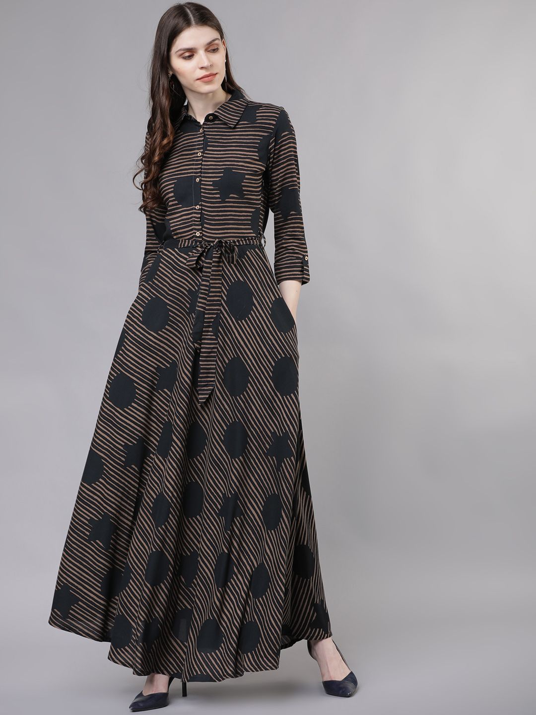 Vishudh Women Taupe & Black Printed  Maxi Dress