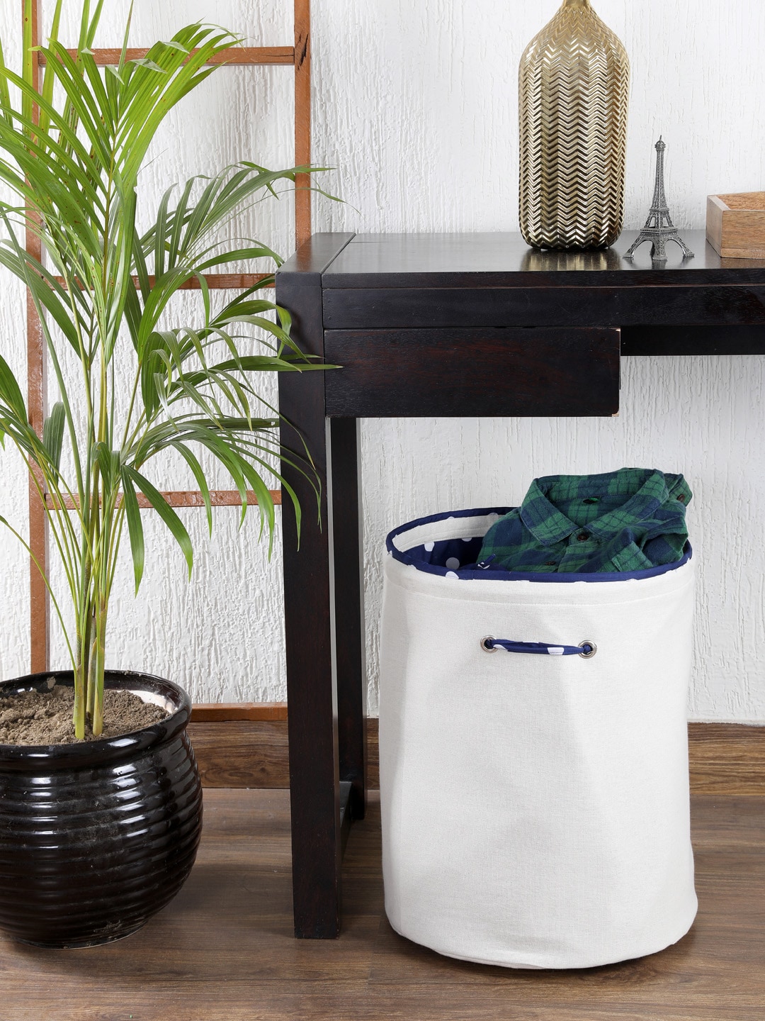 My Gift Booth Cream-Coloured & Navy Blue Solid Canvas Laundry Bag Price in India