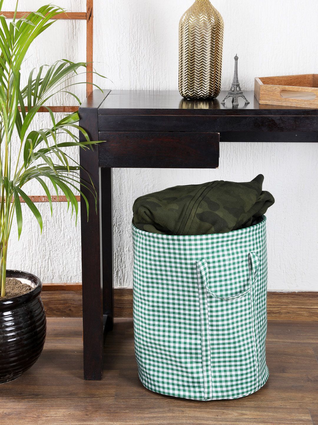 My Gift Booth Green & White Checked Cotton Laundry Bag Price in India