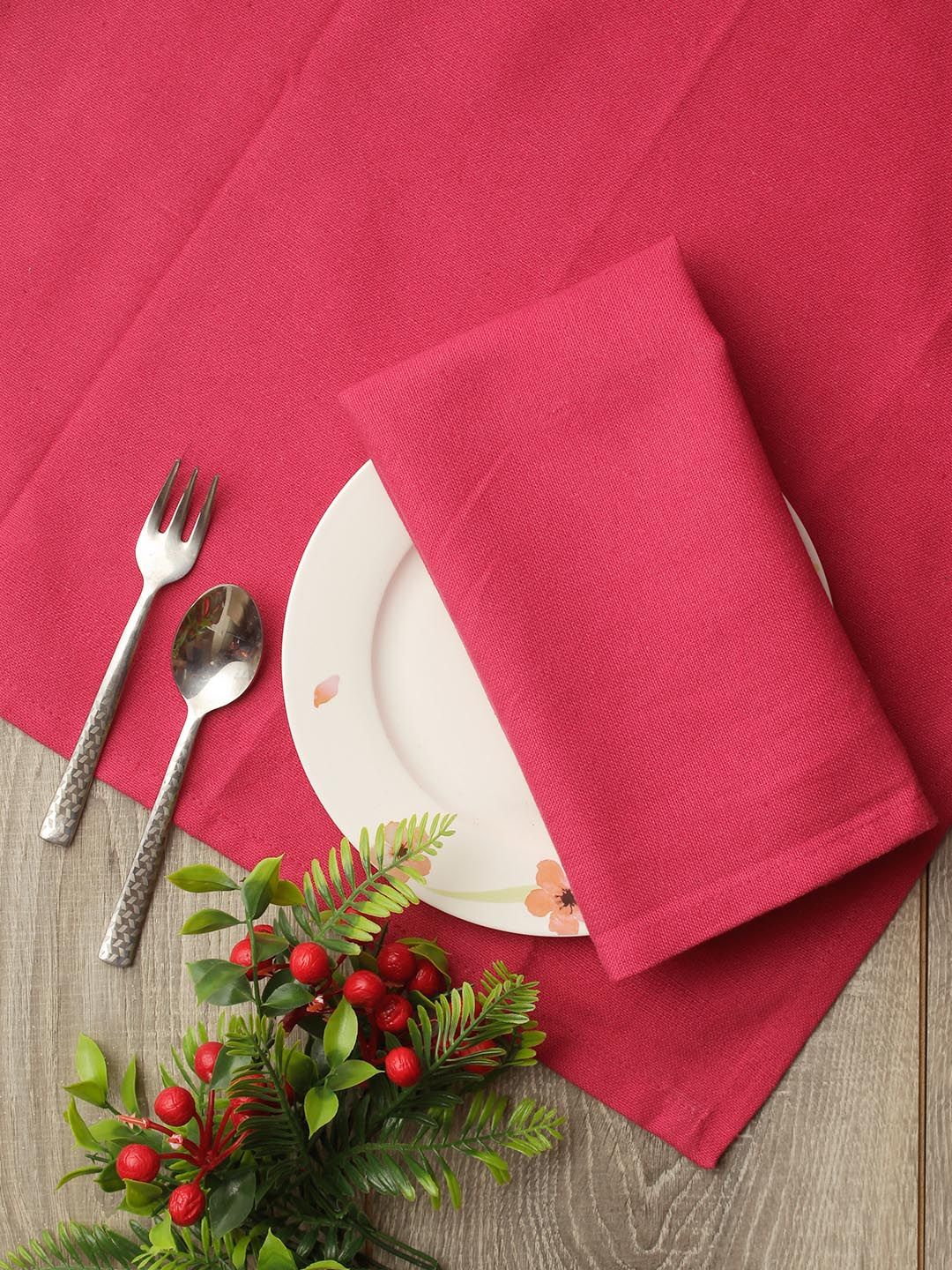 Soumya Set of 6 Fuchsia Solid Pure Cotton Table Napkins Price in India