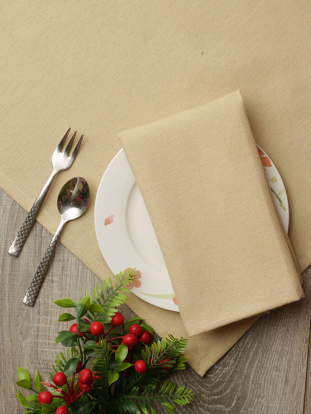 Soumya Set of 6 Cream-Coloured Solid Pure Cotton Table Napkins Price in India