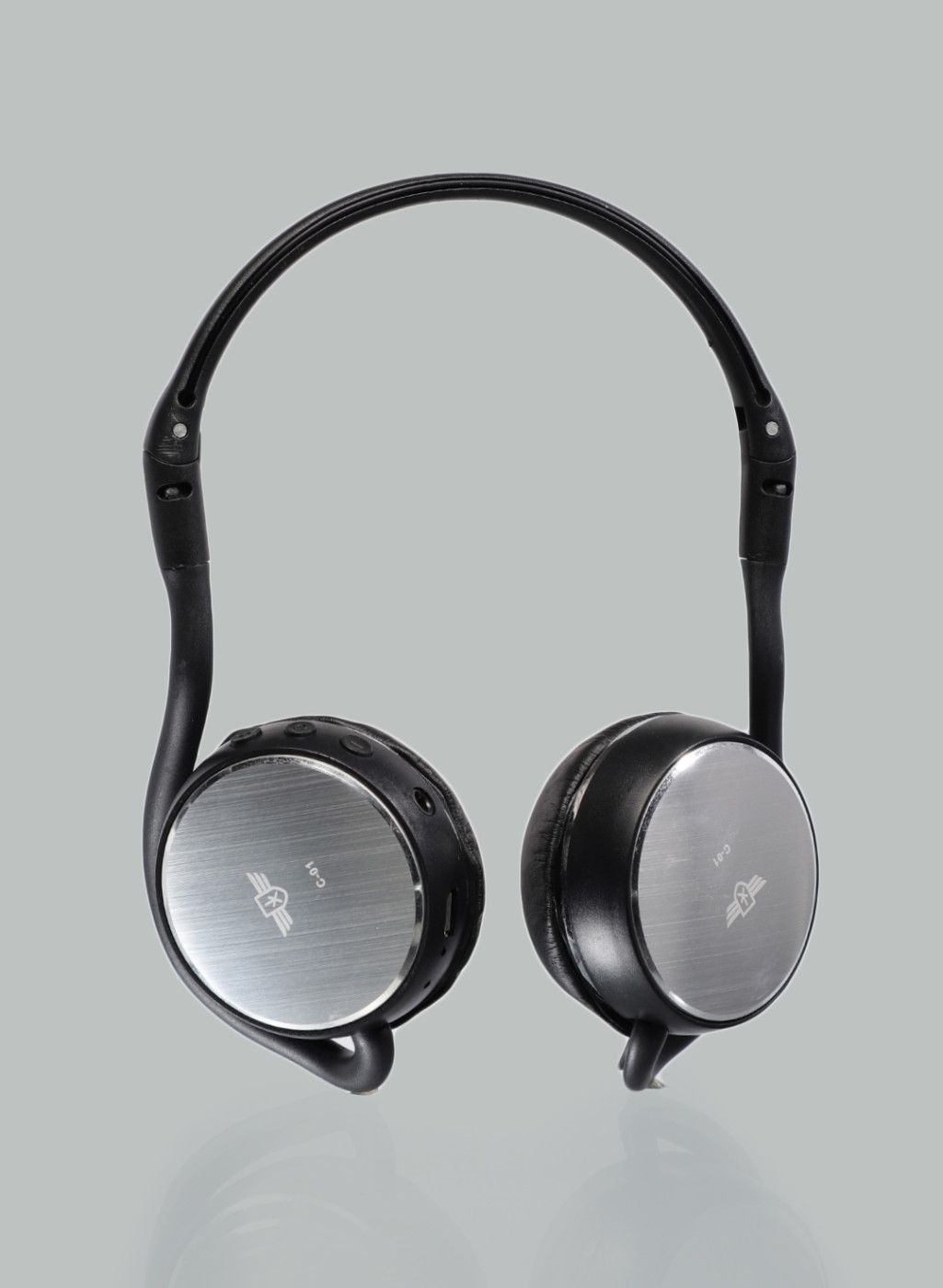 Roadster Silver & Black Neckband Wireless Headphone