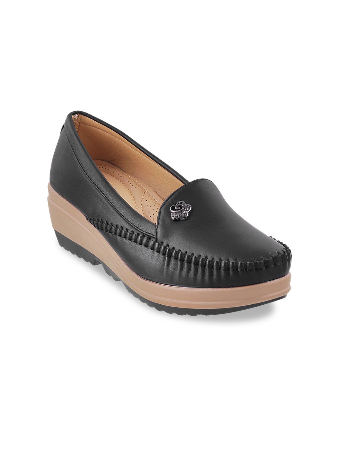 Metro Women Black Solid Pumps Price in India