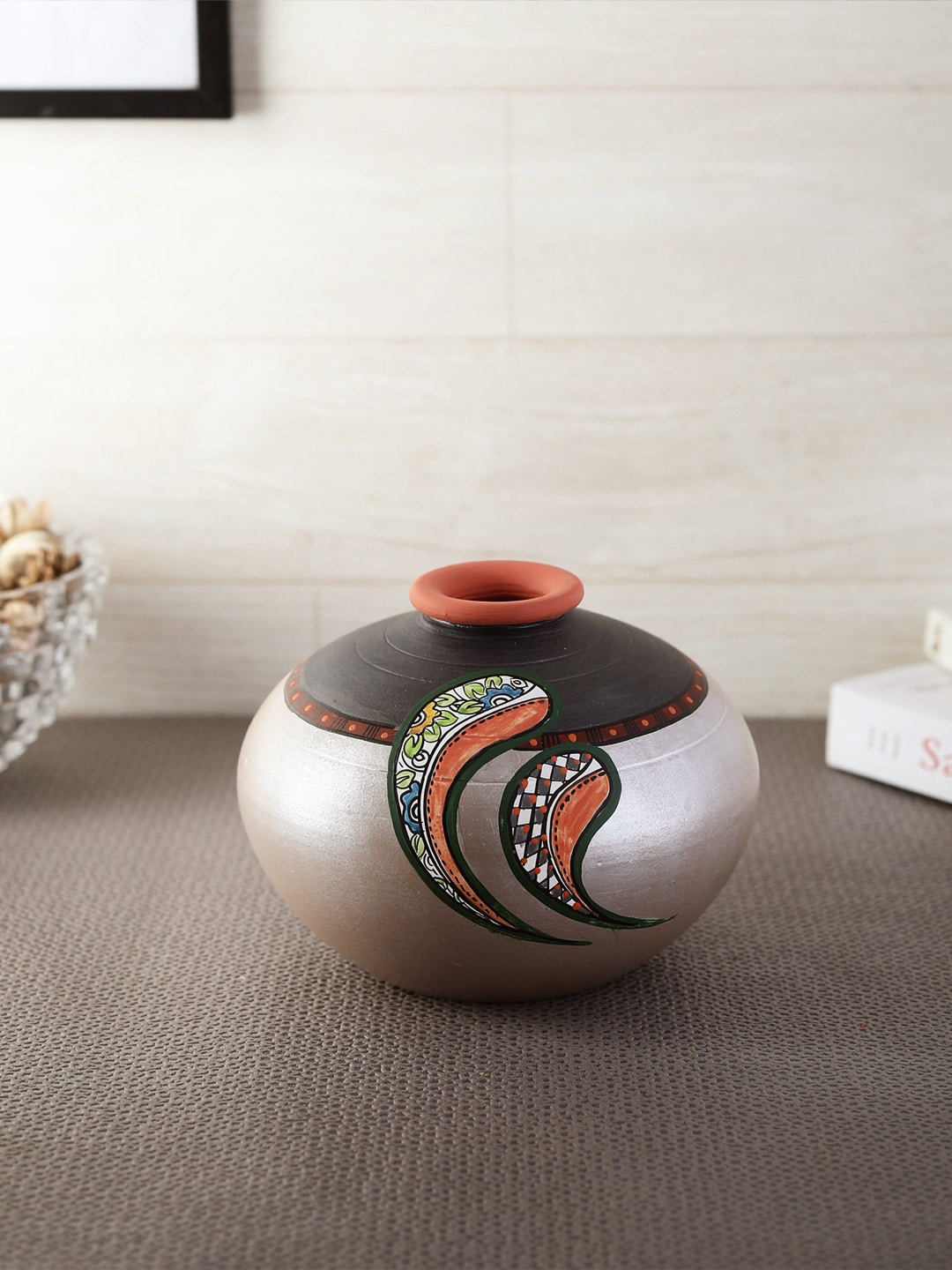 VarEesha Grey & Silver-Toned Handcrafted Spring Flowers Terracotta Round Vase Price in India