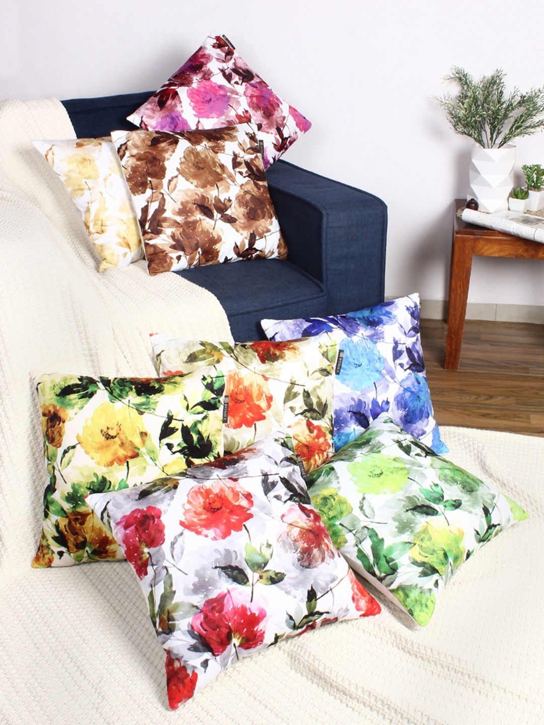 ROMEE Multicoloured Set of 8 Floral Square Cushion Covers Price in India