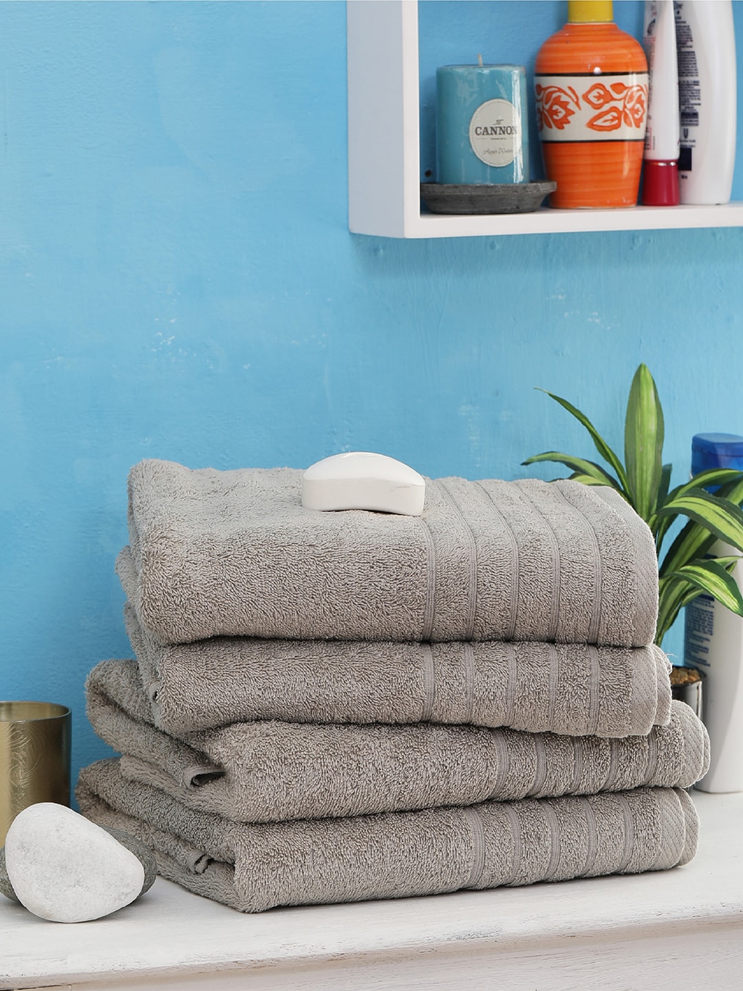Avira Home Set of 4 Grey 500GSM Bath Towels Price in India