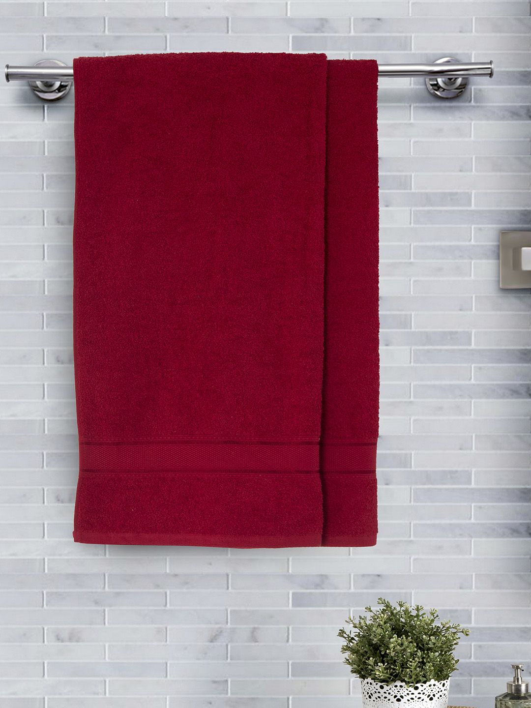 Maspar Set Of 2 Red 500 GSM Bath Towels Price in India