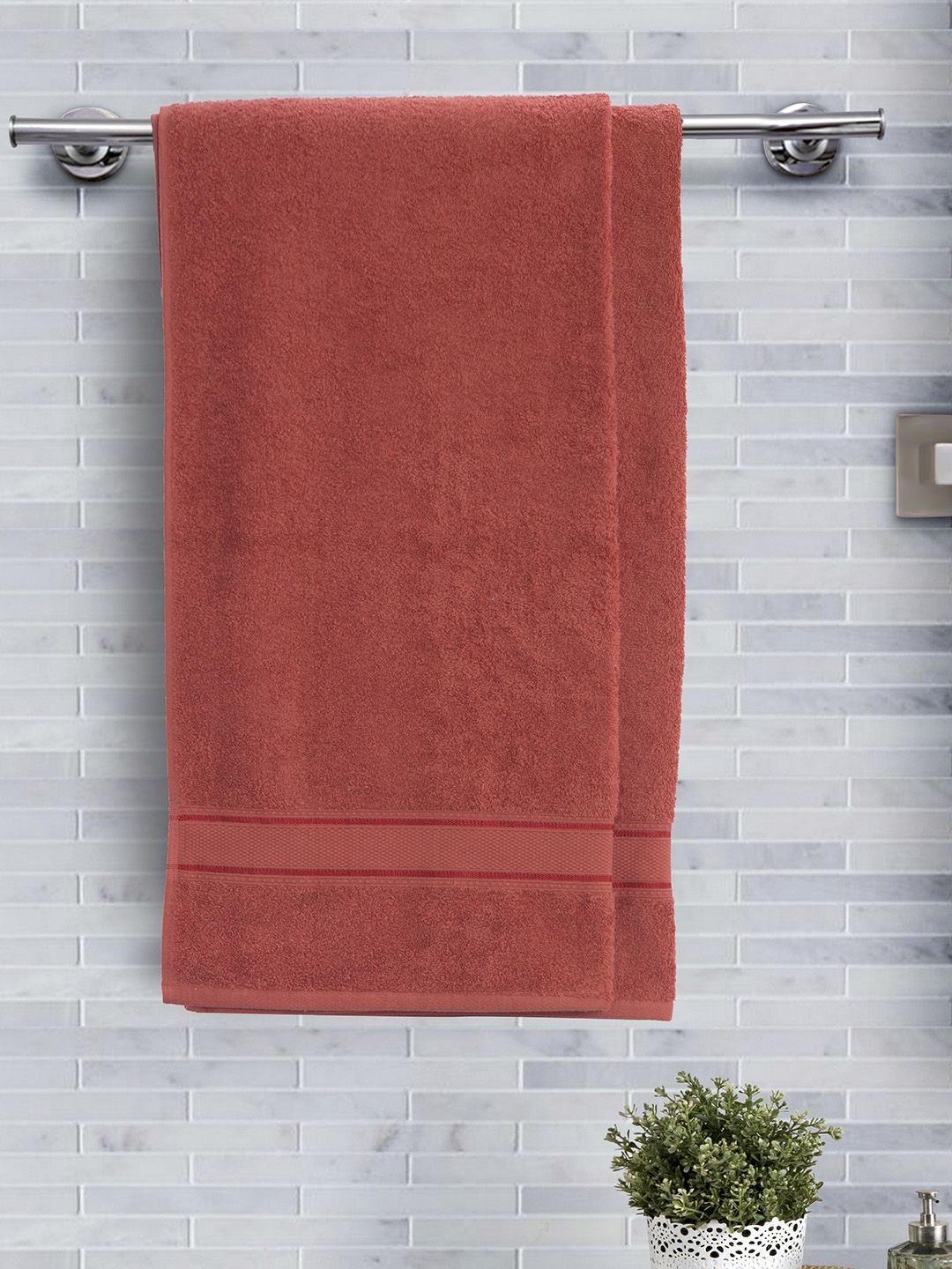 Maspar Set Of 2 Rust Red 500 GSM Bath Towels Price in India