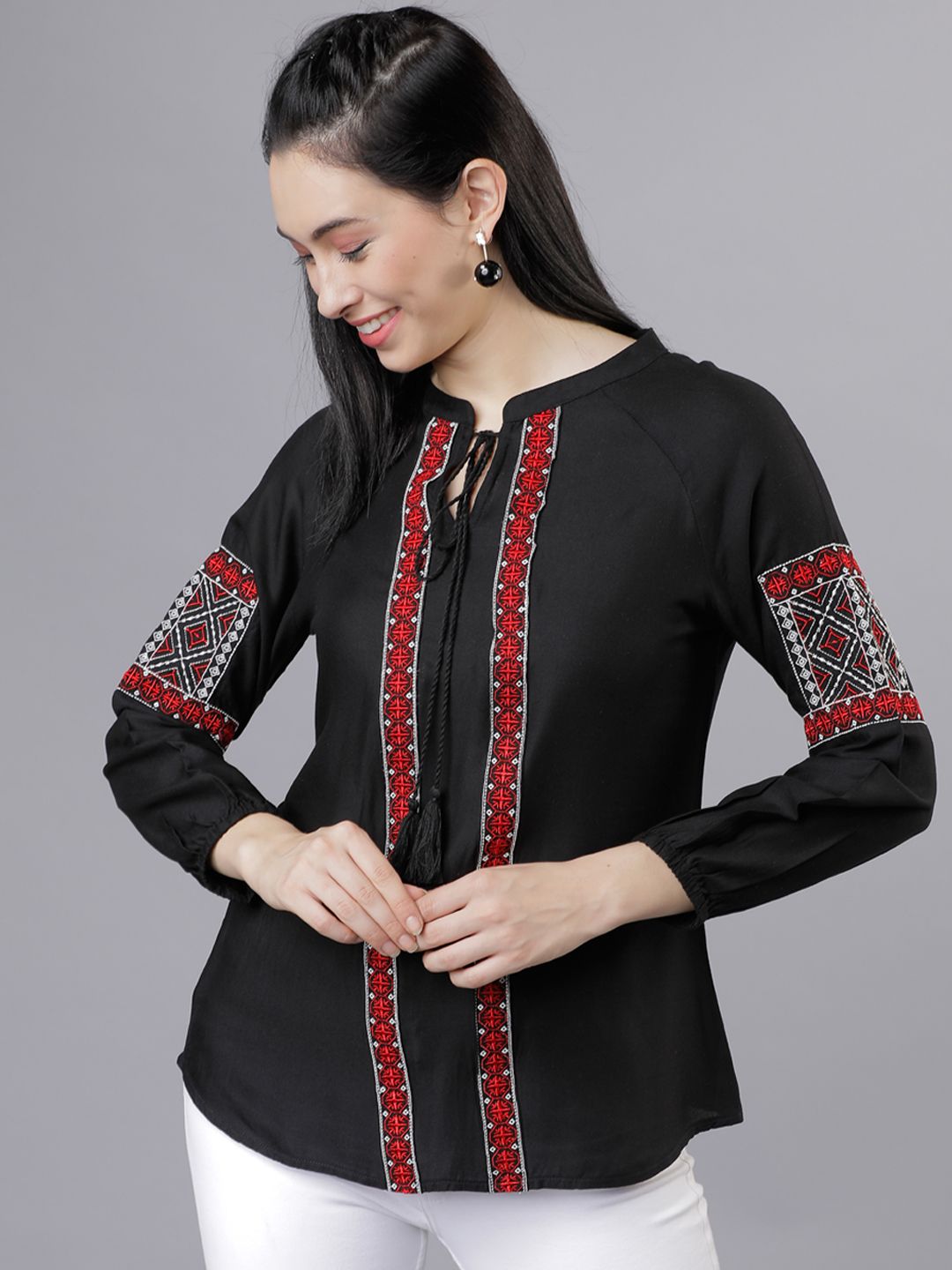 Vishudh Women Black Printed A-Line Top