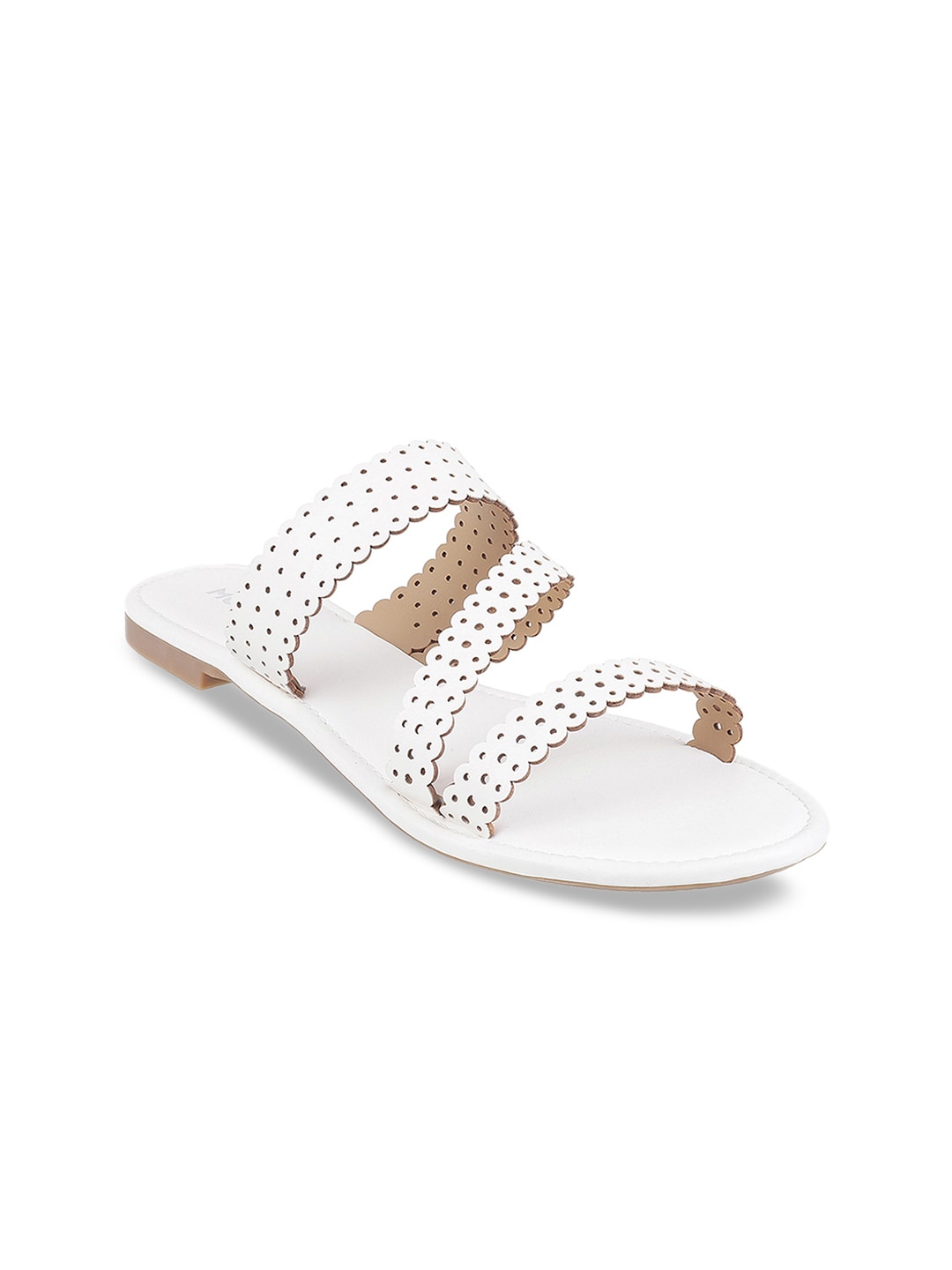 Mochi Women White Solid Open Toe Flats Price in India