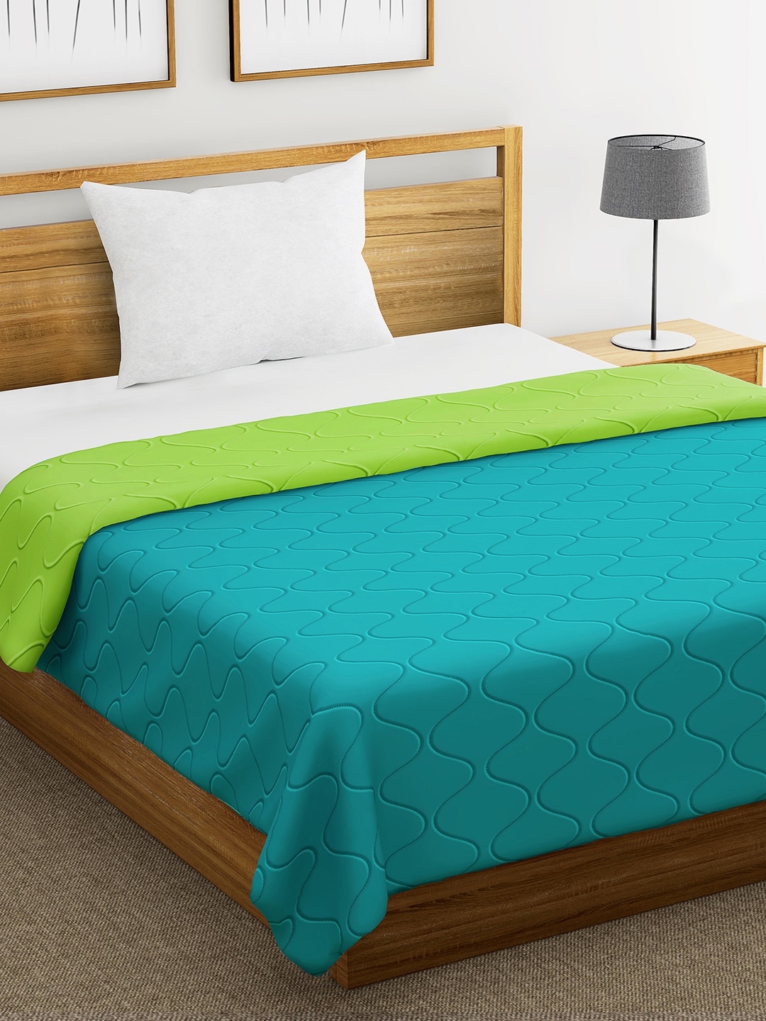Divine Casa Turquoise Blue & Green Mild Winter 150 GSM Reversible Single Bed Comforter Price in India