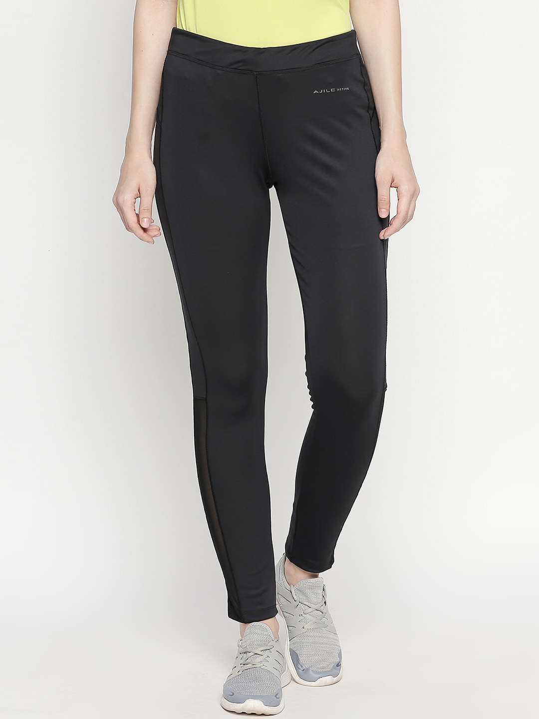 Ajile by Pantaloons Women Black Solid Slim Fit Track Pants Price in India