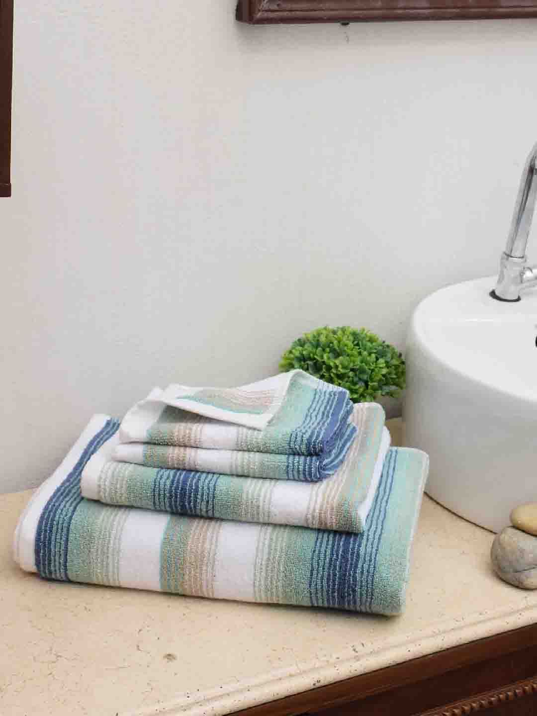 Avira Home Set of 4 Multicoloured Striped 600 GSM Bath Towels Price in India