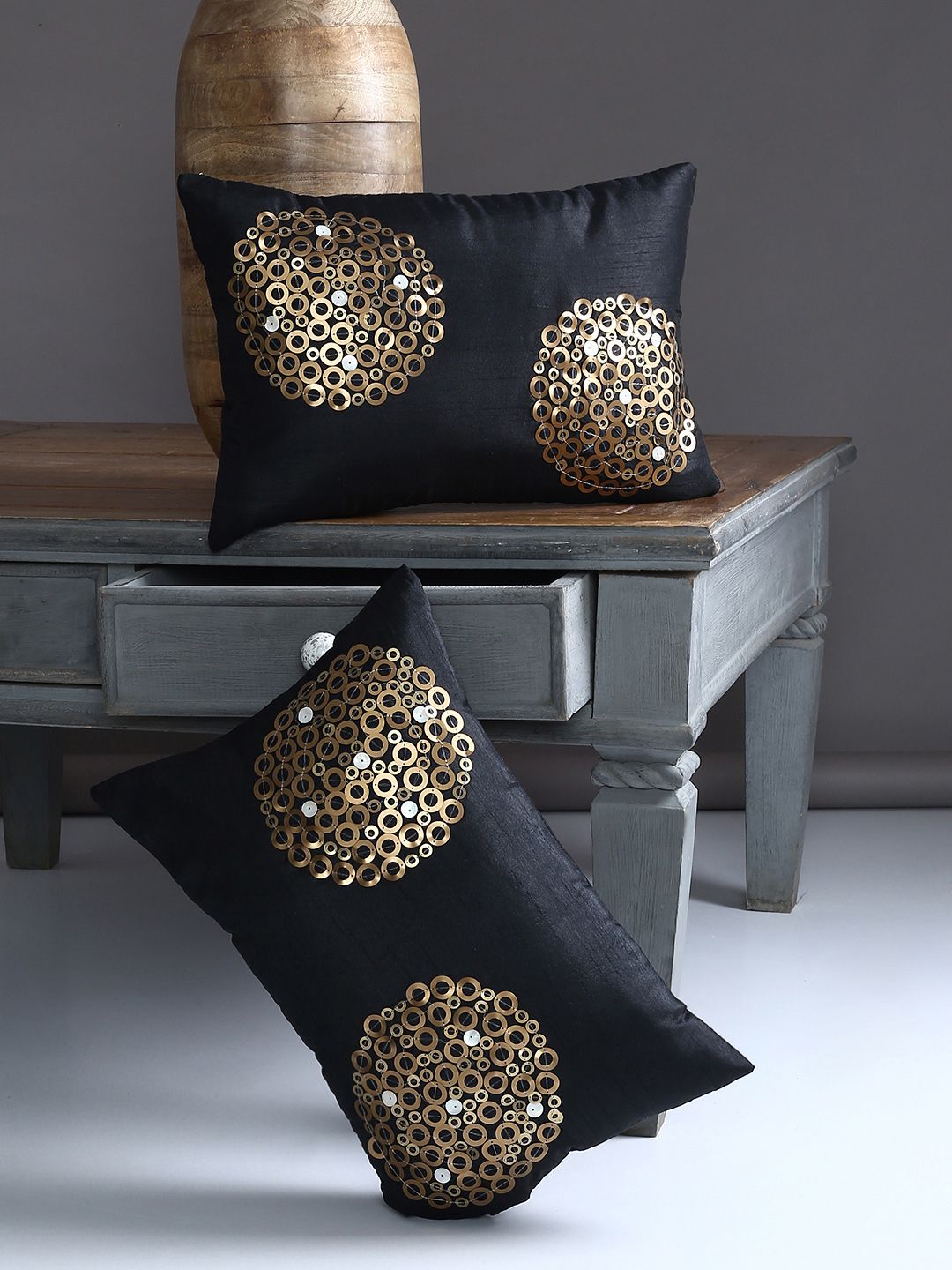 Alina decor Black & Gold-Toned Set of 2 Embellished Rectangle Cushion Covers Price in India