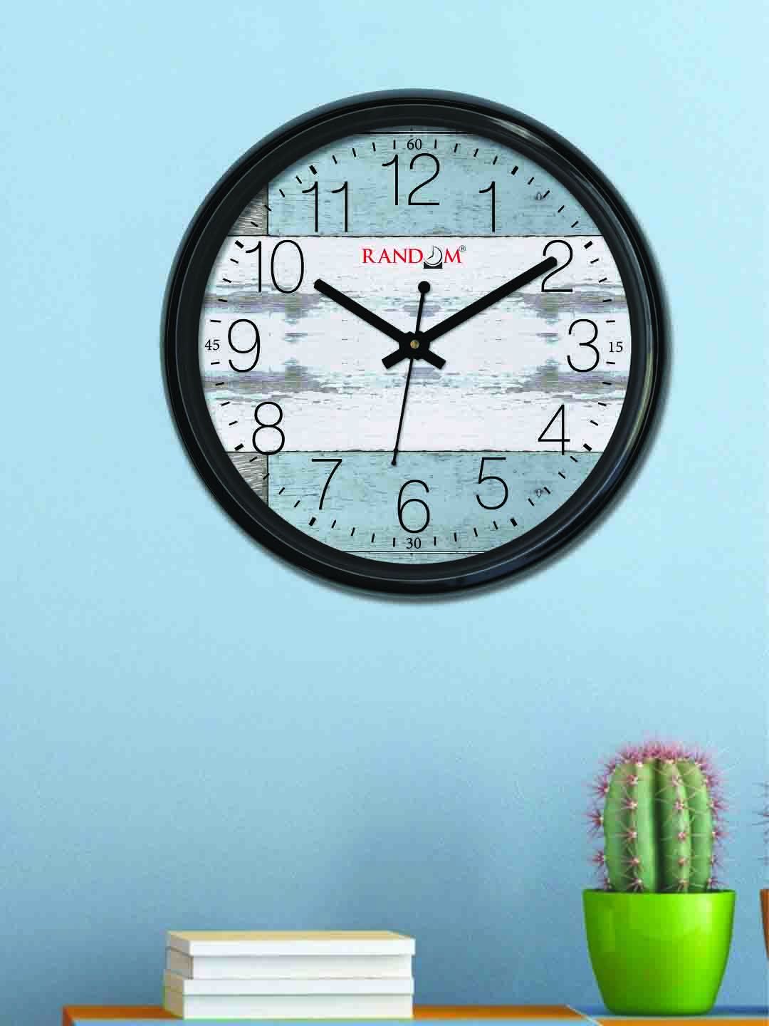RANDOM Off-White & Blue Round Printed Analogue Wall Clock Price in India
