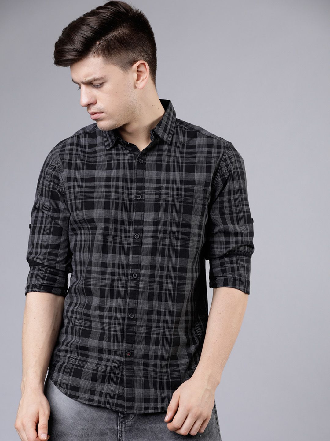 LOCOMOTIVE Men Black & Grey Slim Fit Checked Casual Shirt