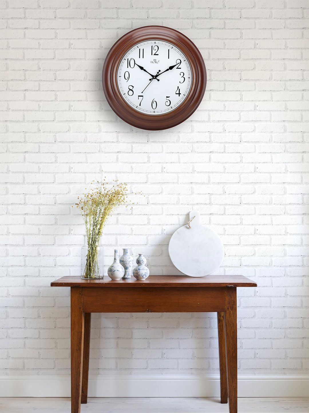 Horo White Hand-Painted Round Solid Analogue Wall Clock Price in India